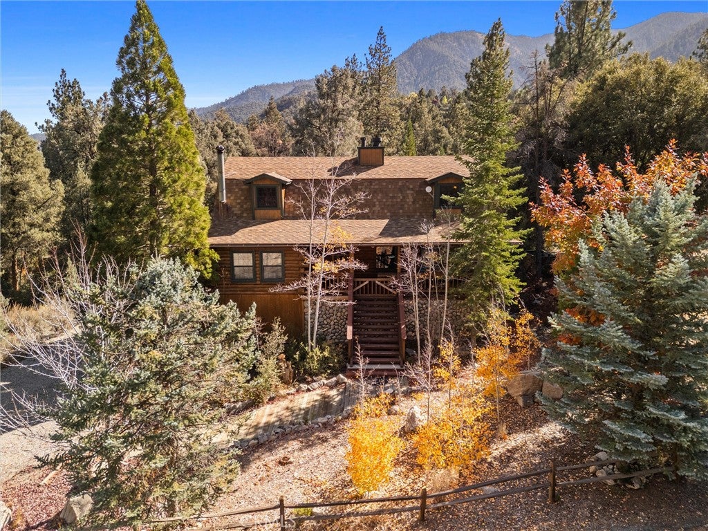 16008 Edgewood