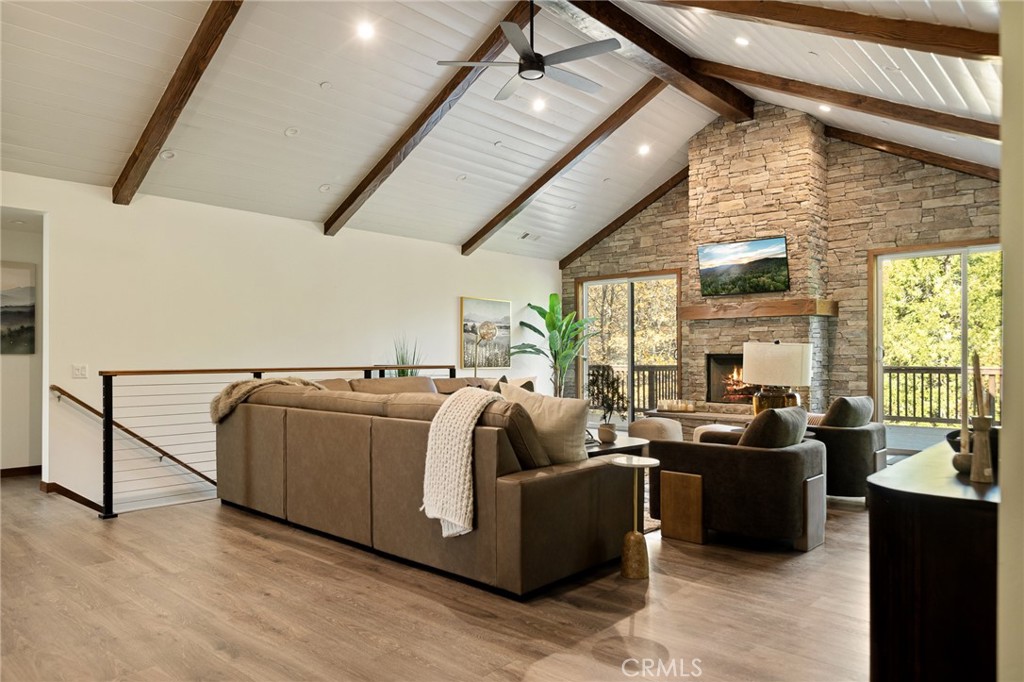 1285 N State Highway 173