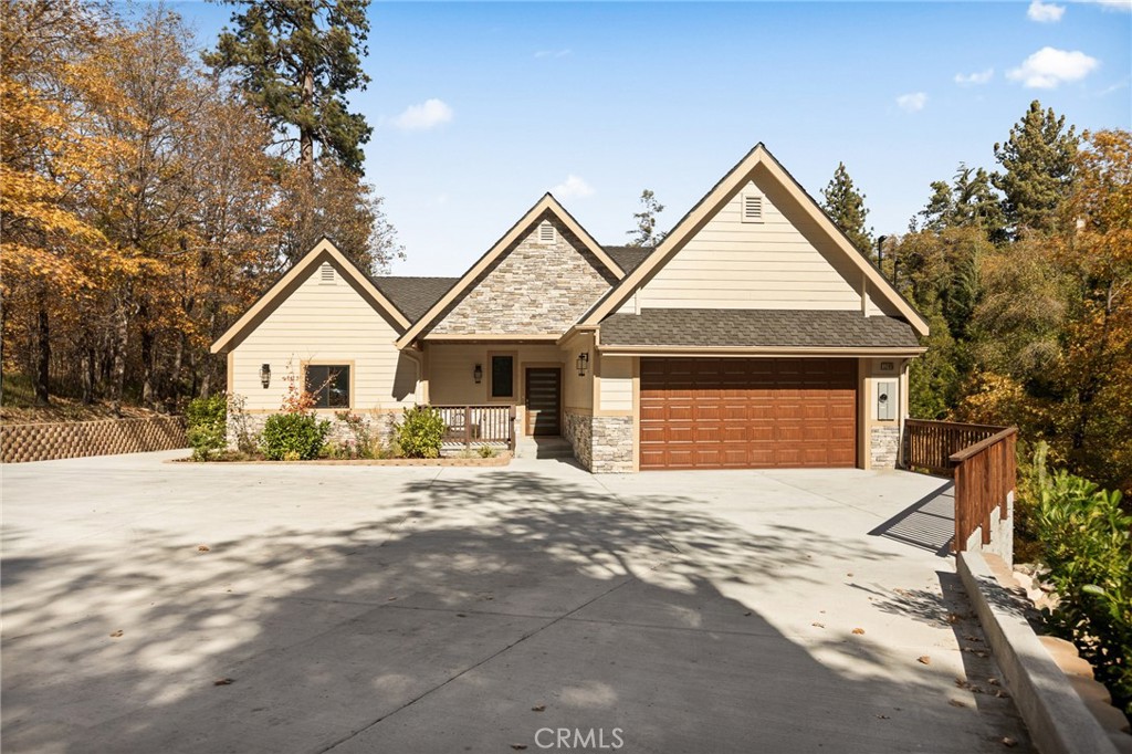 Arrowhead Woods (AWHW) - Residential