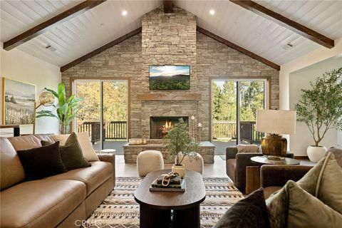 Photo of 1285 N State Highway 173, Lake Arrowhead, CA 92352 (MLS # IG25256114)