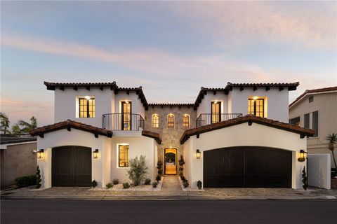 208 Via Palermo Newport Beach CA 92663