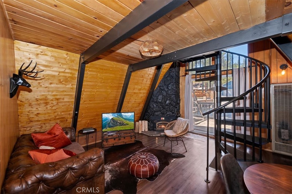 110 E North Shore Drive