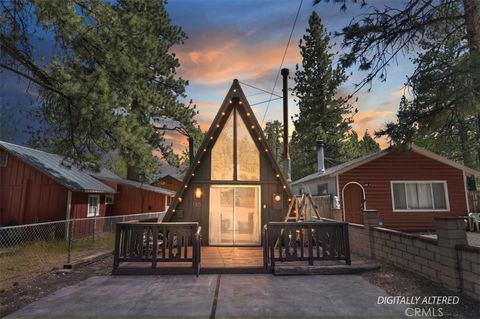 Photo of 110 E North Shore Drive, Big Bear City, CA 92314 (MLS # IG26101592)