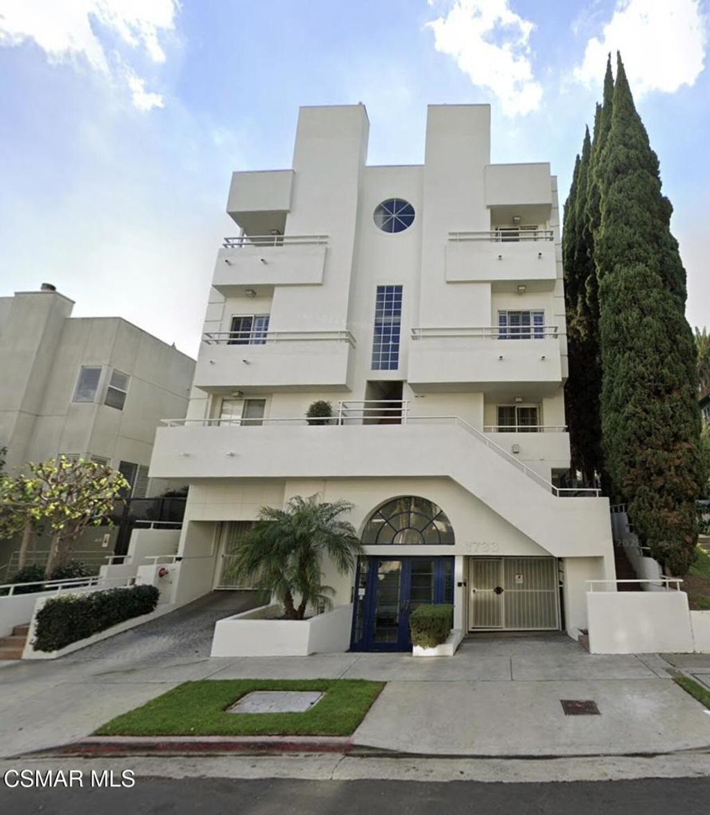 Photo of 1733 Malcolm Avenue #2, Los Angeles, CA 90024 (MLS # 225004531)