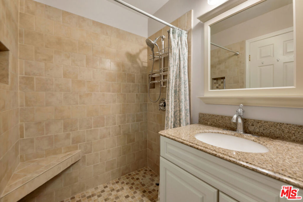 Peach Hill - Residential