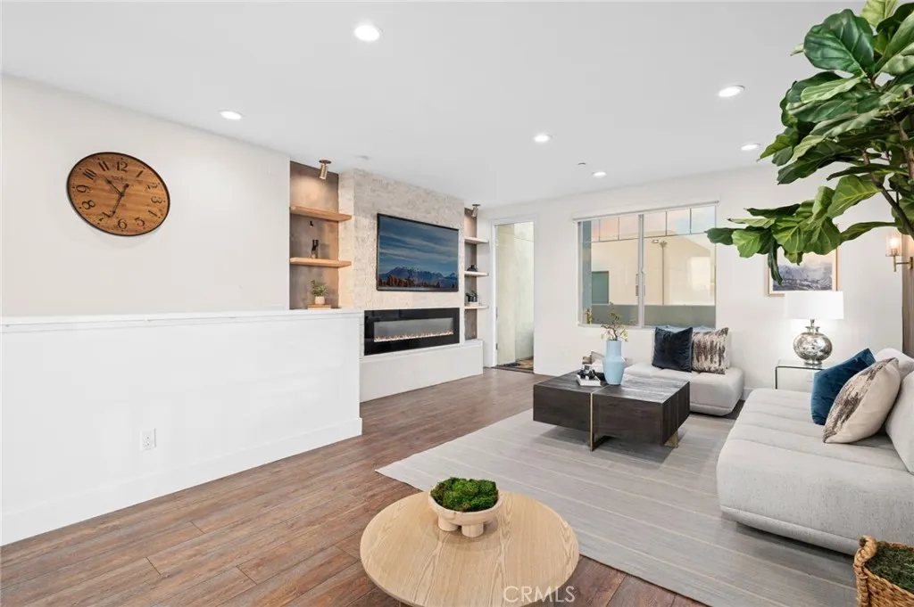 Irvine, California 92618, United States, 4 Bedrooms Bedrooms, ,3 BathroomsBathrooms,Residential,Active,202399