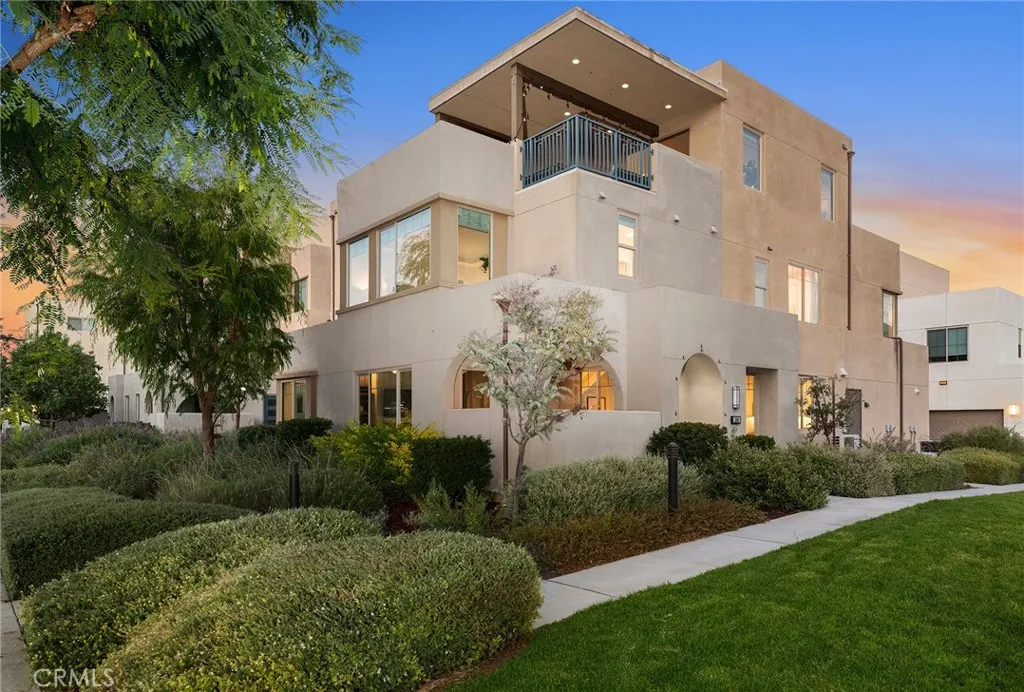 Irvine, California 92618, United States, 4 Bedrooms Bedrooms, ,3 BathroomsBathrooms,Residential,Active,202399