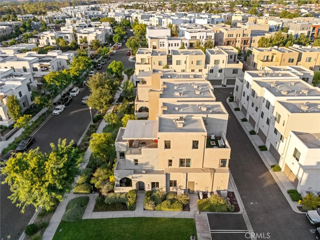 Irvine, California 92618, United States, 4 Bedrooms Bedrooms, ,3 BathroomsBathrooms,Residential,Active,202399