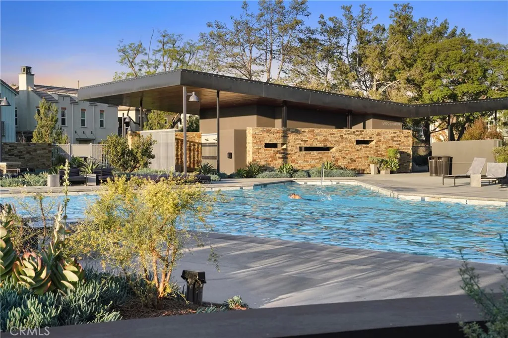 Irvine, California 92618, United States, 4 Bedrooms Bedrooms, ,3 BathroomsBathrooms,Residential,Active,202399