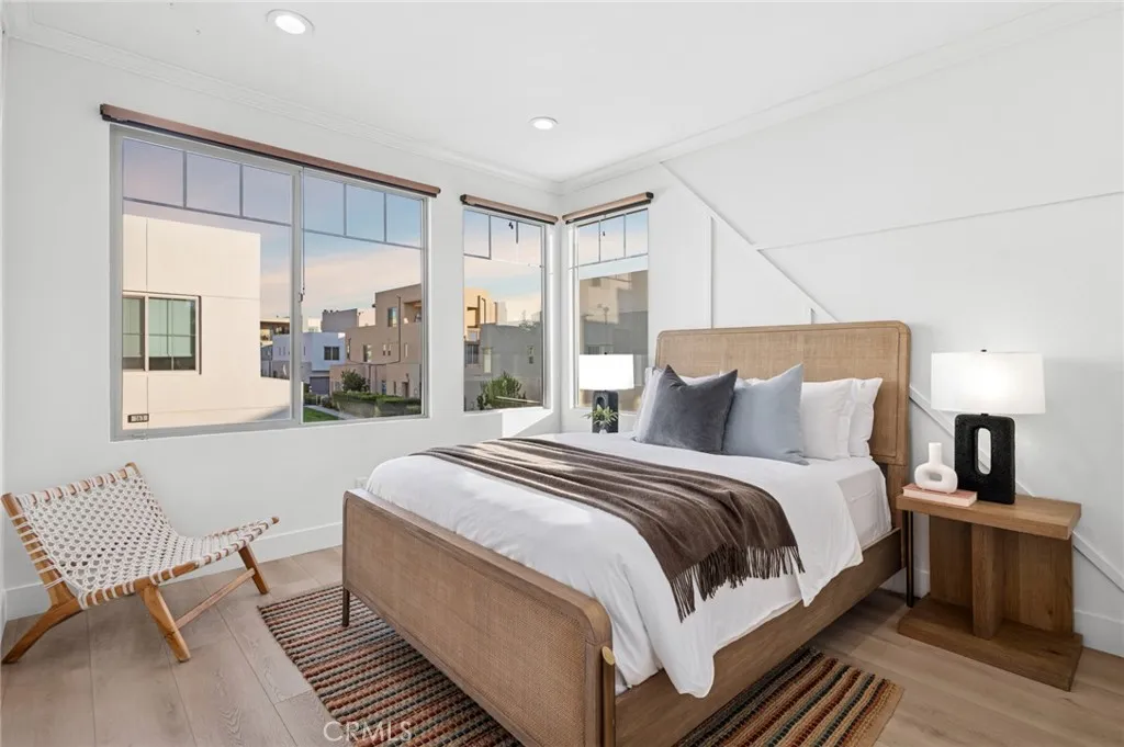 Irvine, California 92618, United States, 4 Bedrooms Bedrooms, ,3 BathroomsBathrooms,Residential,Active,202399