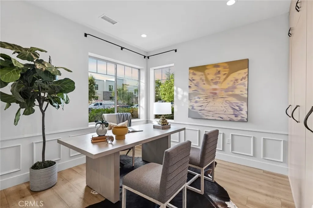 Irvine, California 92618, United States, 4 Bedrooms Bedrooms, ,3 BathroomsBathrooms,Residential,Active,202399