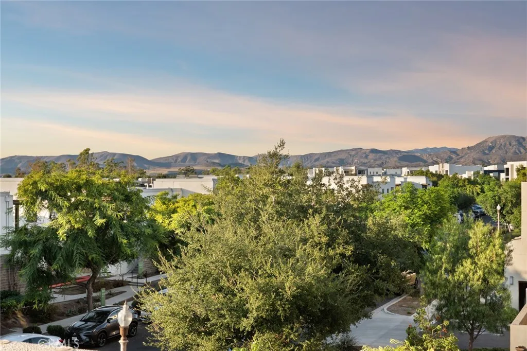 Irvine, California 92618, United States, 4 Bedrooms Bedrooms, ,3 BathroomsBathrooms,Residential,Active,202399