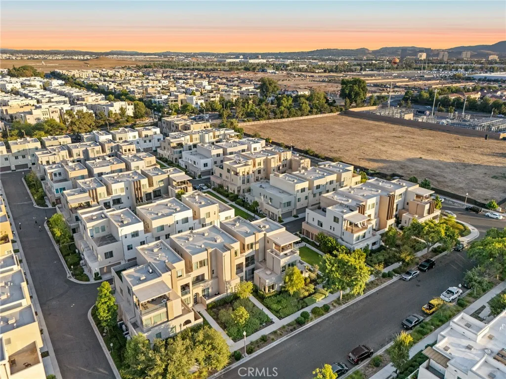 Irvine, California 92618, United States, 4 Bedrooms Bedrooms, ,3 BathroomsBathrooms,Residential,Active,202399