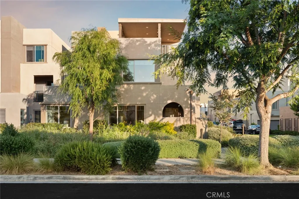 Irvine, California 92618, United States, 4 Bedrooms Bedrooms, ,3 BathroomsBathrooms,Residential,Active,202399