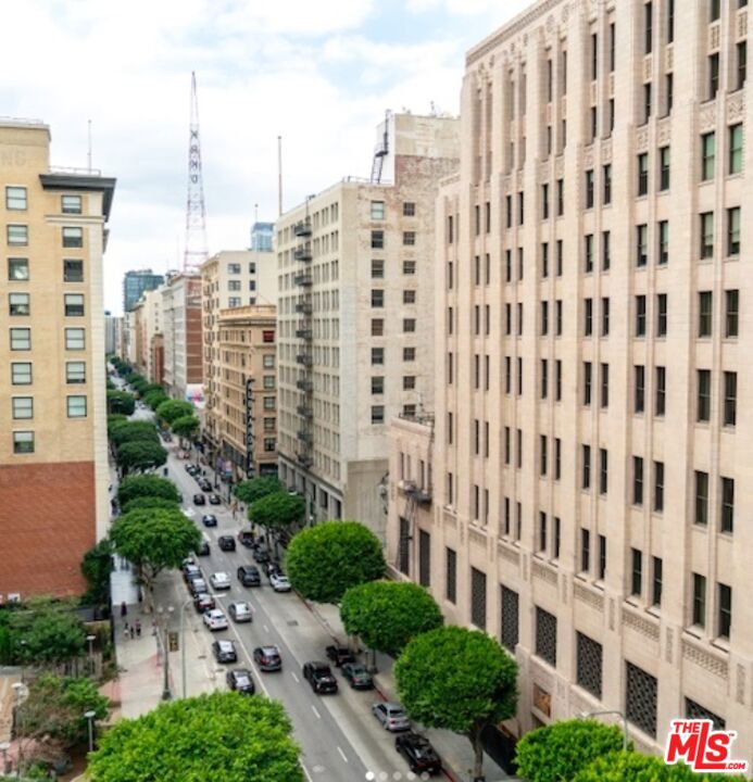 416 S Spring Street
