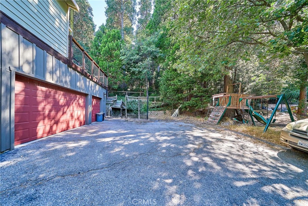 23891 Lakeview