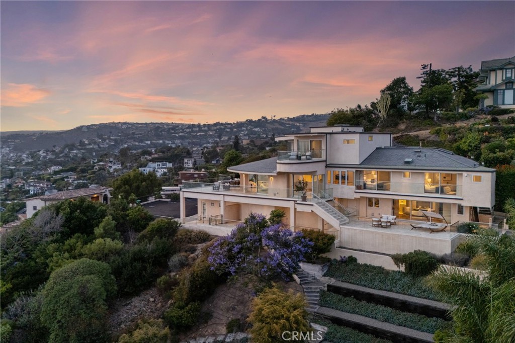 900 Gainsborough Drive