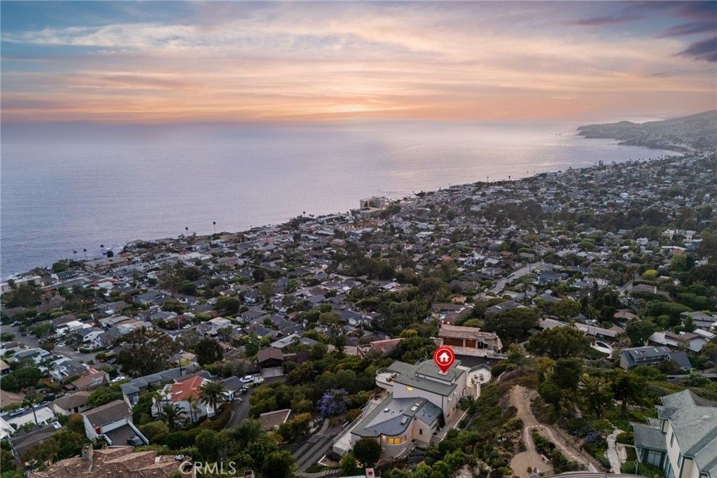 Photo of 900 Gainsborough Drive, Laguna Beach, CA 92651 (MLS # OC26040813)
