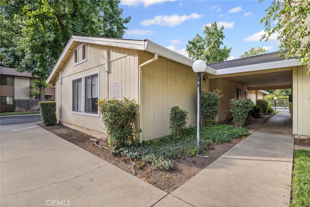 Updated and well-maintained, this 2-bedroom, 1-bath condo offers 950 sq ft of stylish, comfortable living in the desirable Richfield Gardens community. Enjoy modern finishes throughout, a thoughtfully designed interior, a private back patio, and the convenience of an in-unit stackable washer/dryer. A great opportunity for first-time buyers, investors, or anyone seeking low-maintenance living in a prime Chico location!