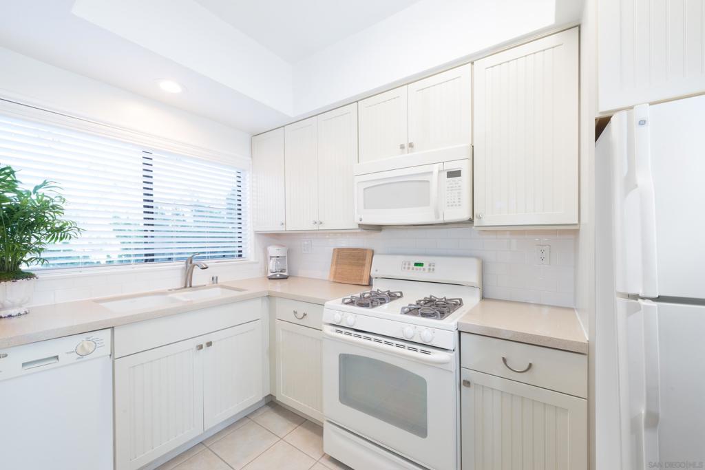 La Jolla - Residential Lease