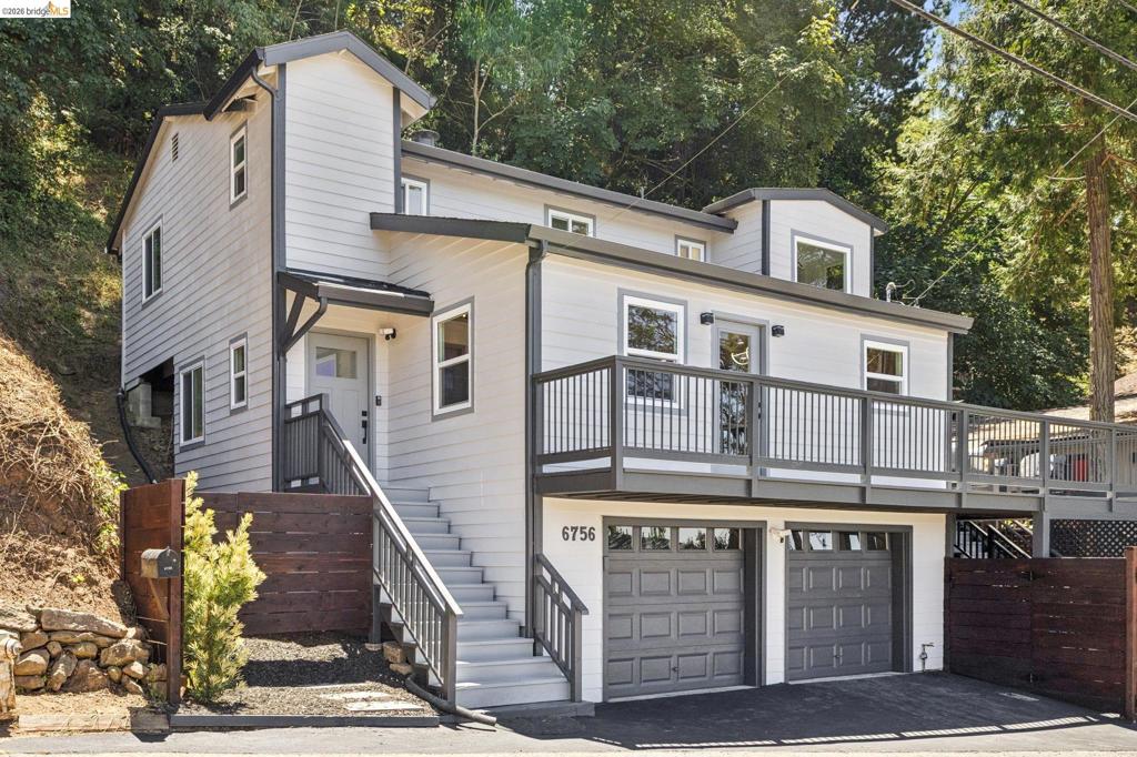 6756 Snake Road