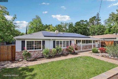 Photo of 129 Valle Vista Dr, Danville, CA 94526 (MLS # 41131027)