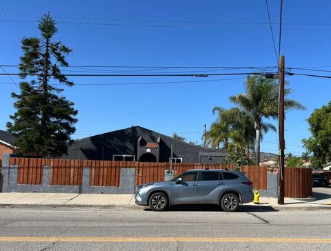 Tiny photo for 11393 Azahar St, Ventura, CA 93004 (MLS # WS26025482)