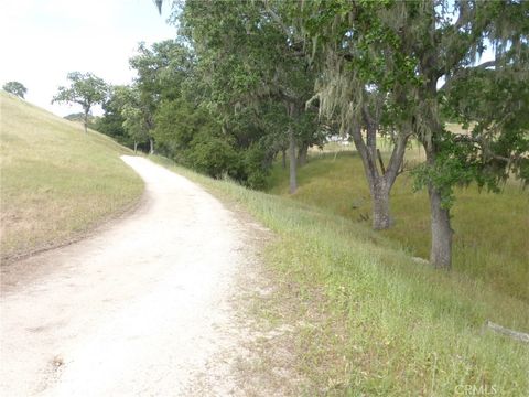 Tiny photo for 2750 Raptor Ridge Trail, Templeton, CA 93465 (MLS # NS26096343)