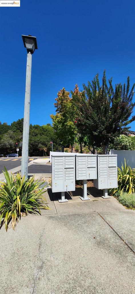 CASTRO VALLEY - Residential