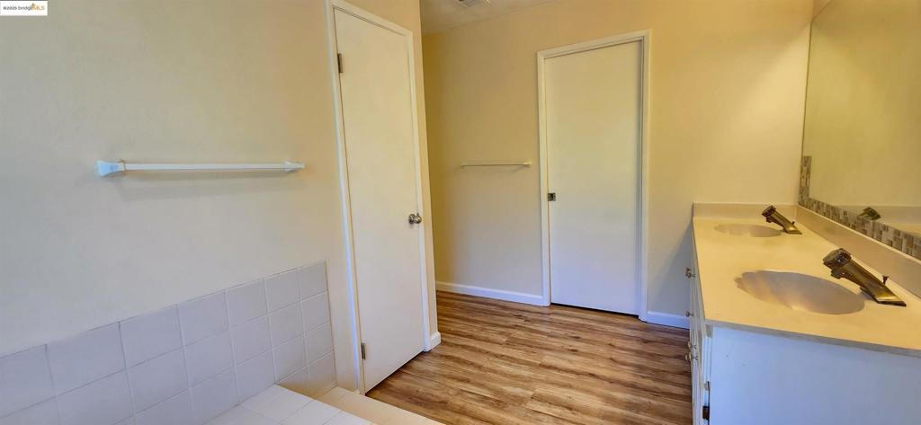 CASTRO VALLEY - Residential