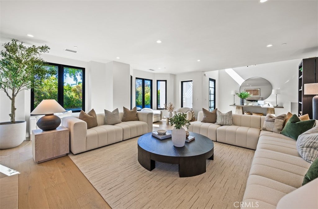 1312 Dover Drive, Newport Beach CA 92660 - Photo 6