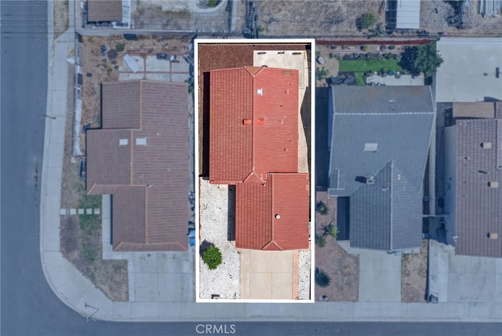 25076 Wendy Way