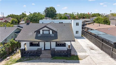 Photo of 132 W 74th St, Los Angeles, CA 90003 (MLS # DW26085497)
