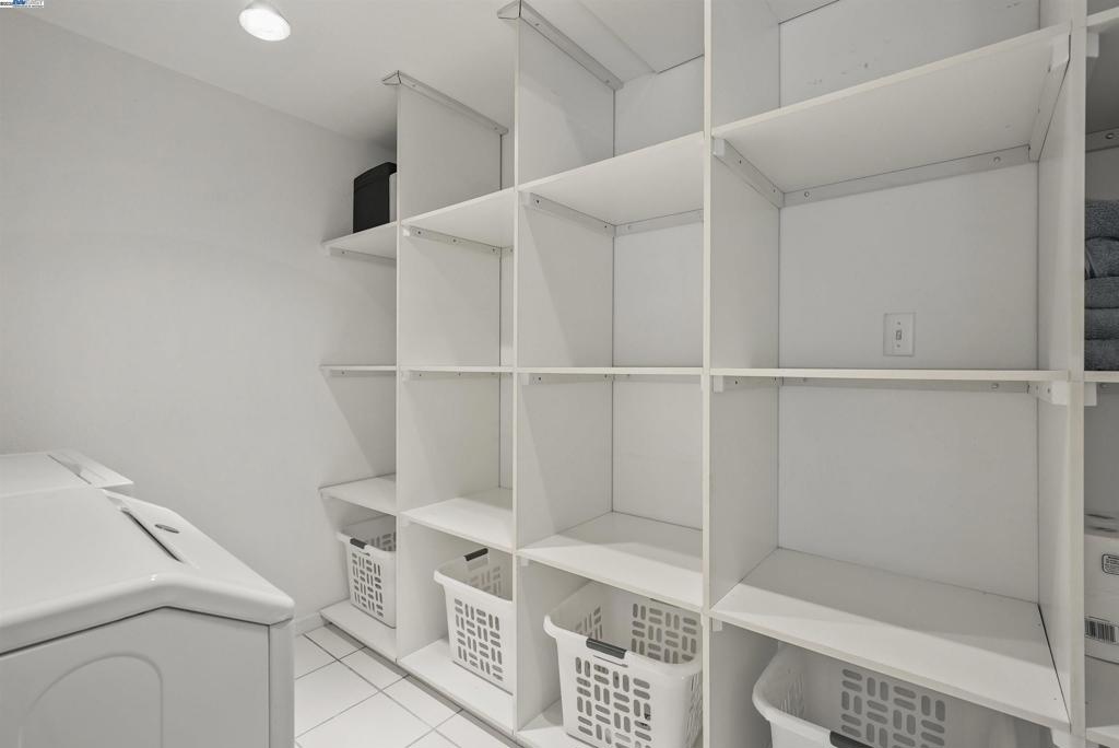 MONTCLAIR - Residential