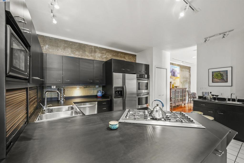 MONTCLAIR - Residential