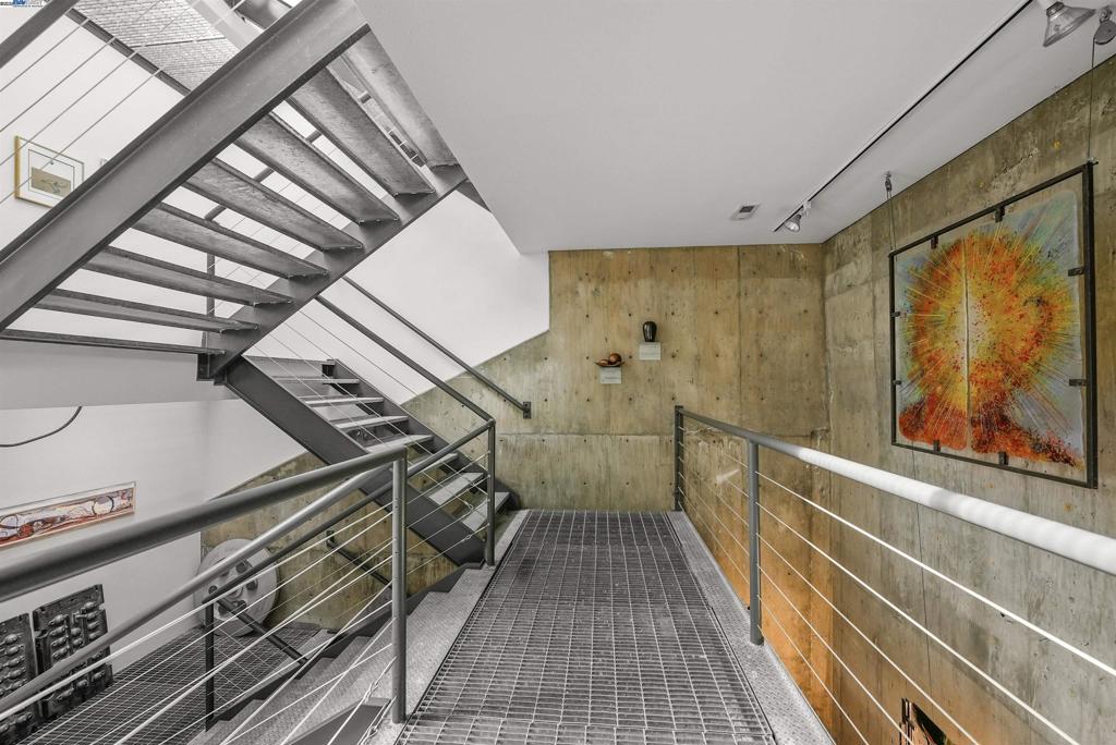 MONTCLAIR - Residential