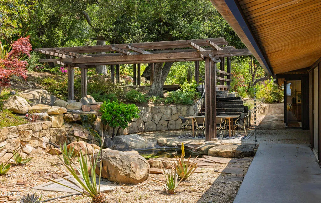 Santa Barbara, California 93110, United States, 4 Bedrooms Bedrooms, ,3 BathroomsBathrooms,Residential,Active,128709