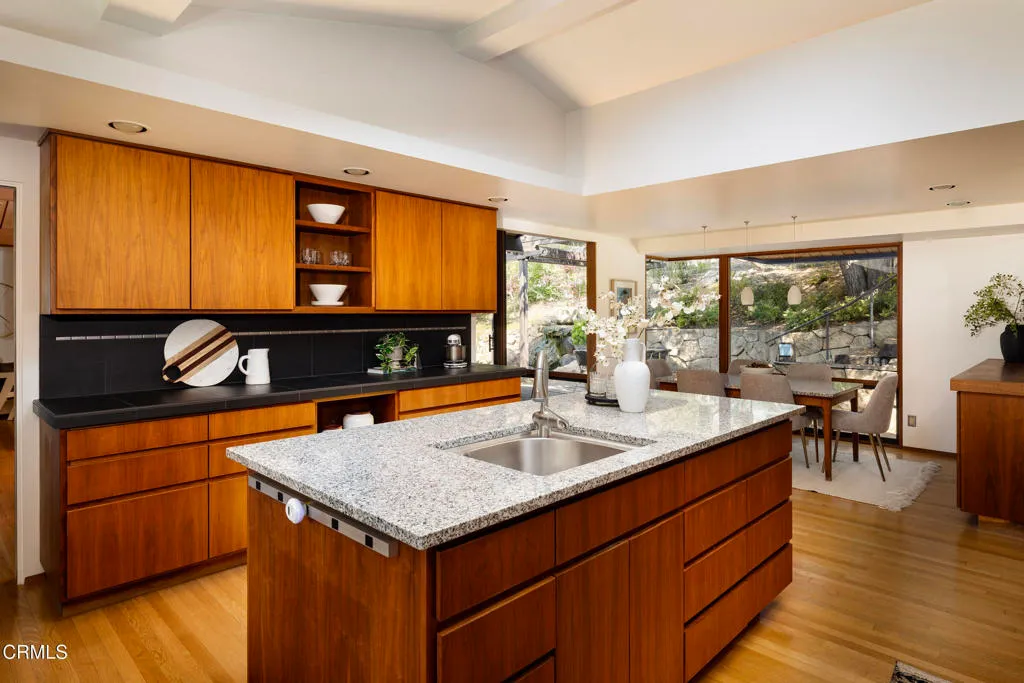 Santa Barbara, California 93110, United States, 4 Bedrooms Bedrooms, ,3 BathroomsBathrooms,Residential,Active,128709