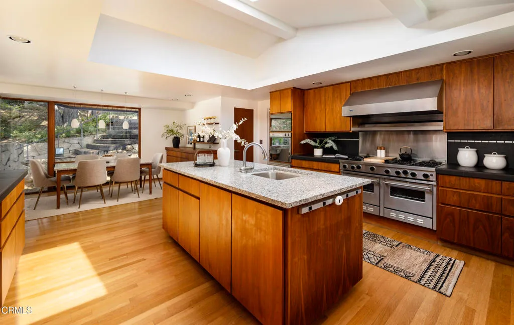 Santa Barbara, California 93110, United States, 4 Bedrooms Bedrooms, ,3 BathroomsBathrooms,Residential,Active,128709