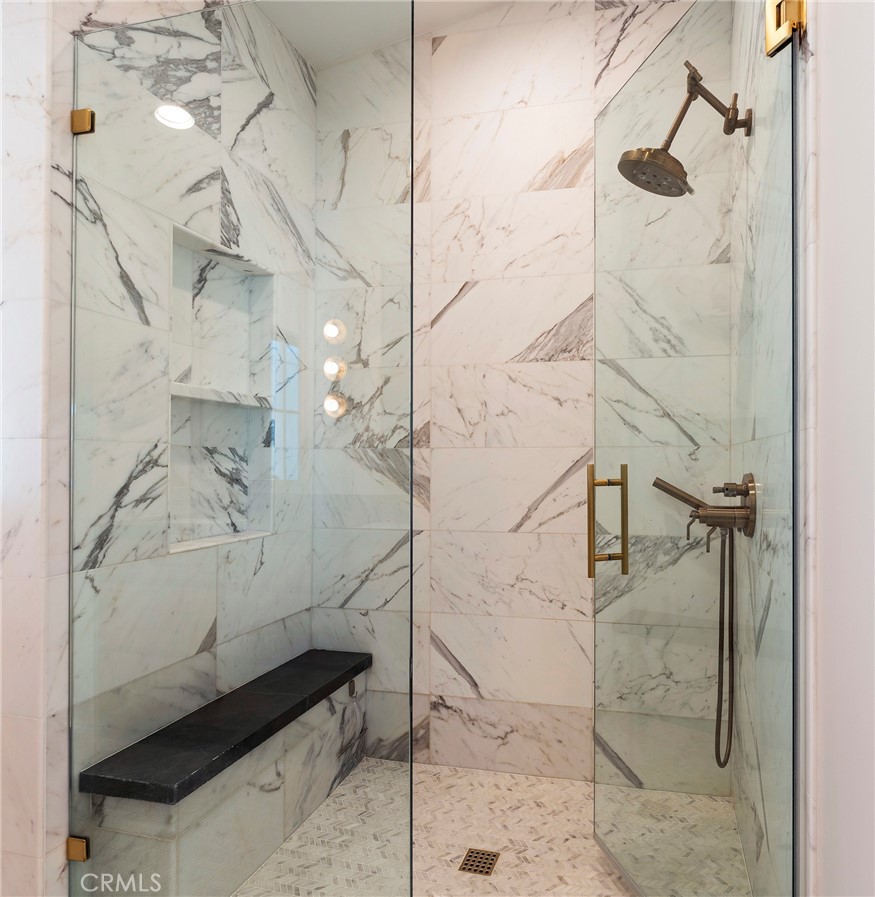 Downtown Area (DOWN) - Residential Lease