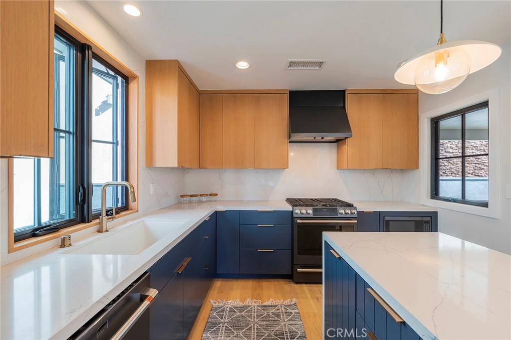 Downtown Area (DOWN) - Residential Lease