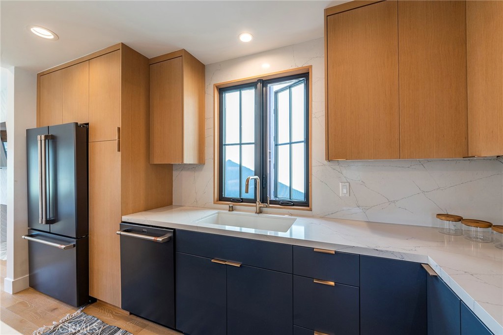 Downtown Area (DOWN) - Residential Lease