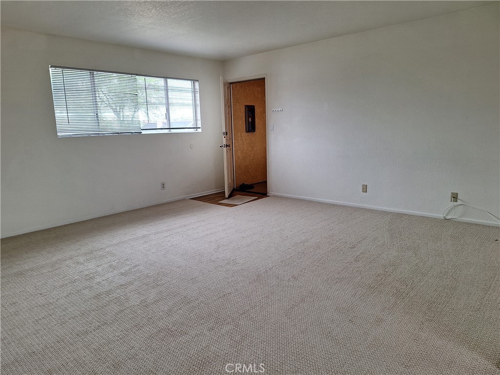 1856 W Gardena Boulevard 3