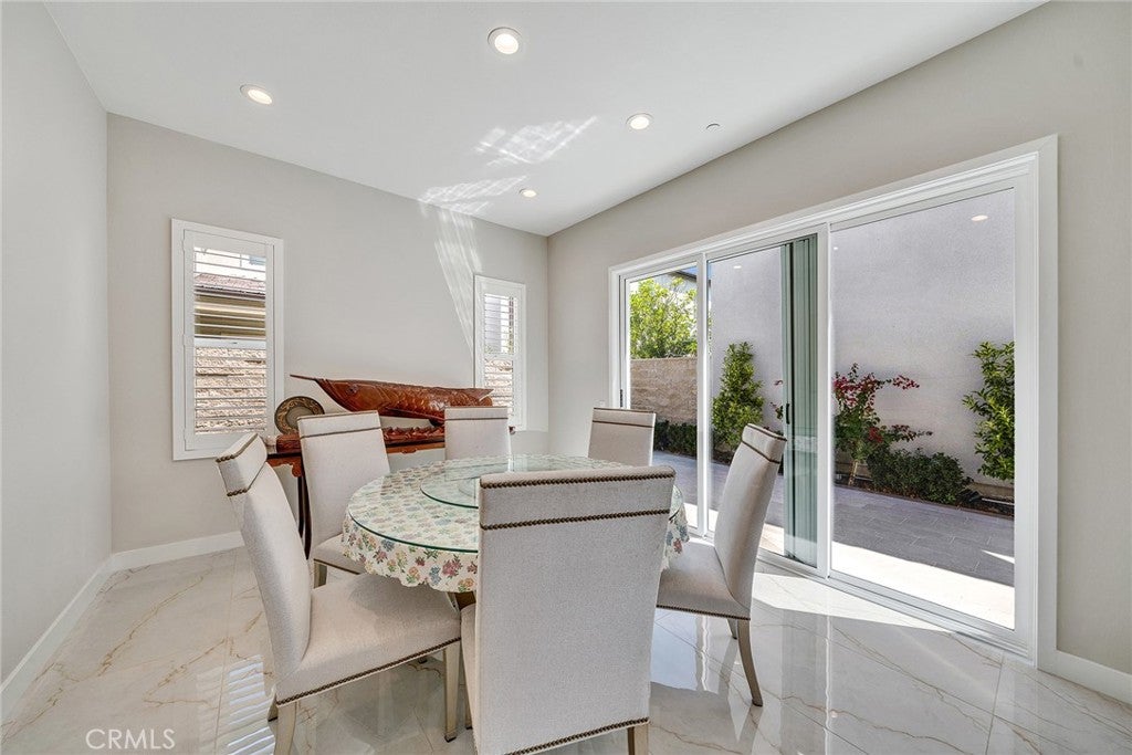220 Amber Oak, Lake Forest CA 92630 - Photo 15