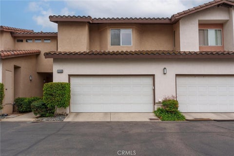 Photo of 12948 Avenida Empresa, Riverside, CA 92503 (MLS # OC26161642)