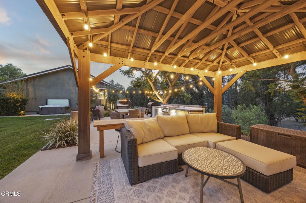 Camarillo, California, 93010, United States, 4 Bedrooms Bedrooms, ,3 BathroomsBathrooms,Residential,Active,2052018