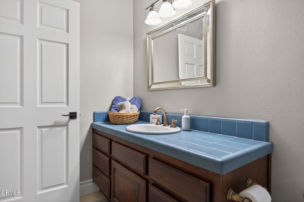 Camarillo, California, 93010, United States, 4 Bedrooms Bedrooms, ,3 BathroomsBathrooms,Residential,Active,2052018
