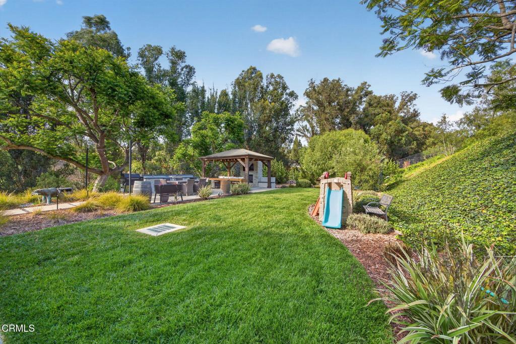 Camarillo, California, 93010, United States, 4 Bedrooms Bedrooms, ,3 BathroomsBathrooms,Residential,Active,2052018