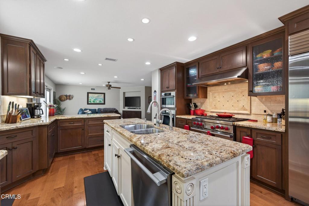 Camarillo, California, 93010, United States, 4 Bedrooms Bedrooms, ,3 BathroomsBathrooms,Residential,Active,2052018