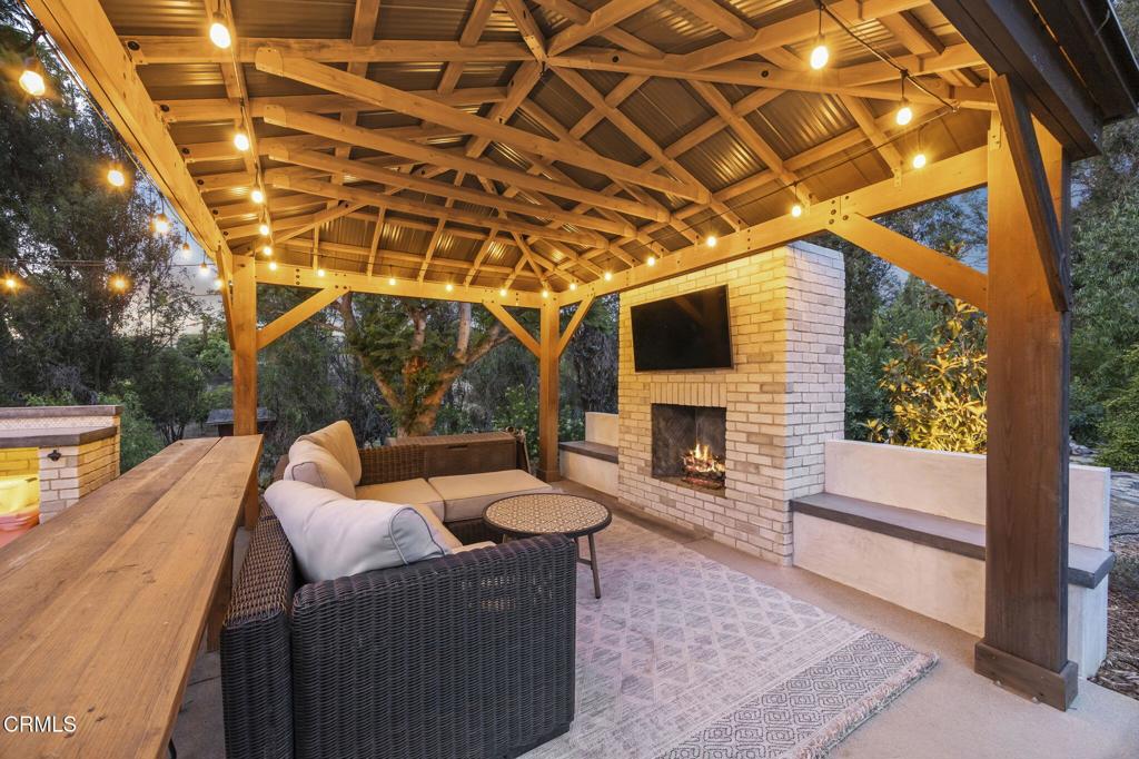 Camarillo, California, 93010, United States, 4 Bedrooms Bedrooms, ,3 BathroomsBathrooms,Residential,Active,2052018
